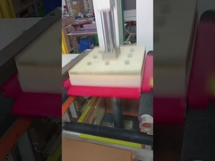 جعبه های بسته بندی کارتونی تاشو قابل بازیافت با بسته بندی مغناطیسی و بسته بندی نوار